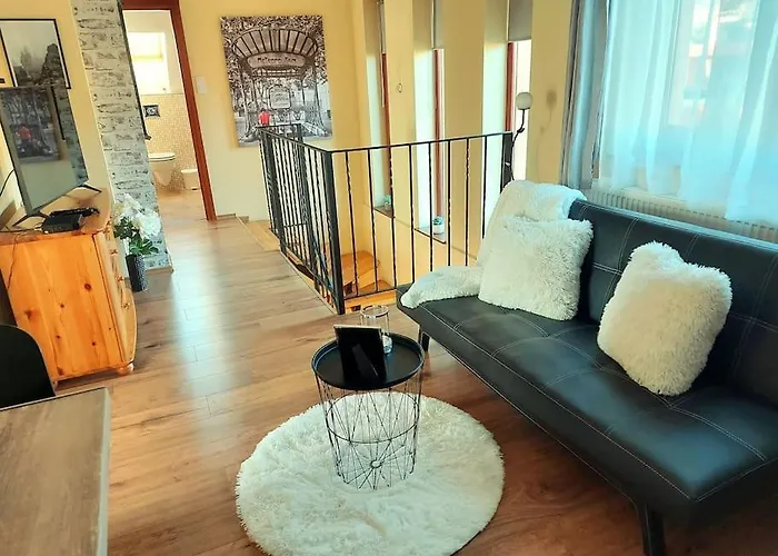 Linczi Haz Apartment