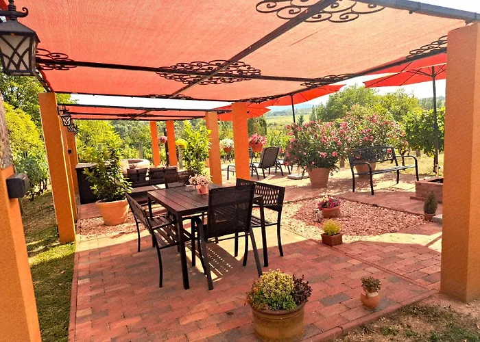 Linczi Haz Apartment *